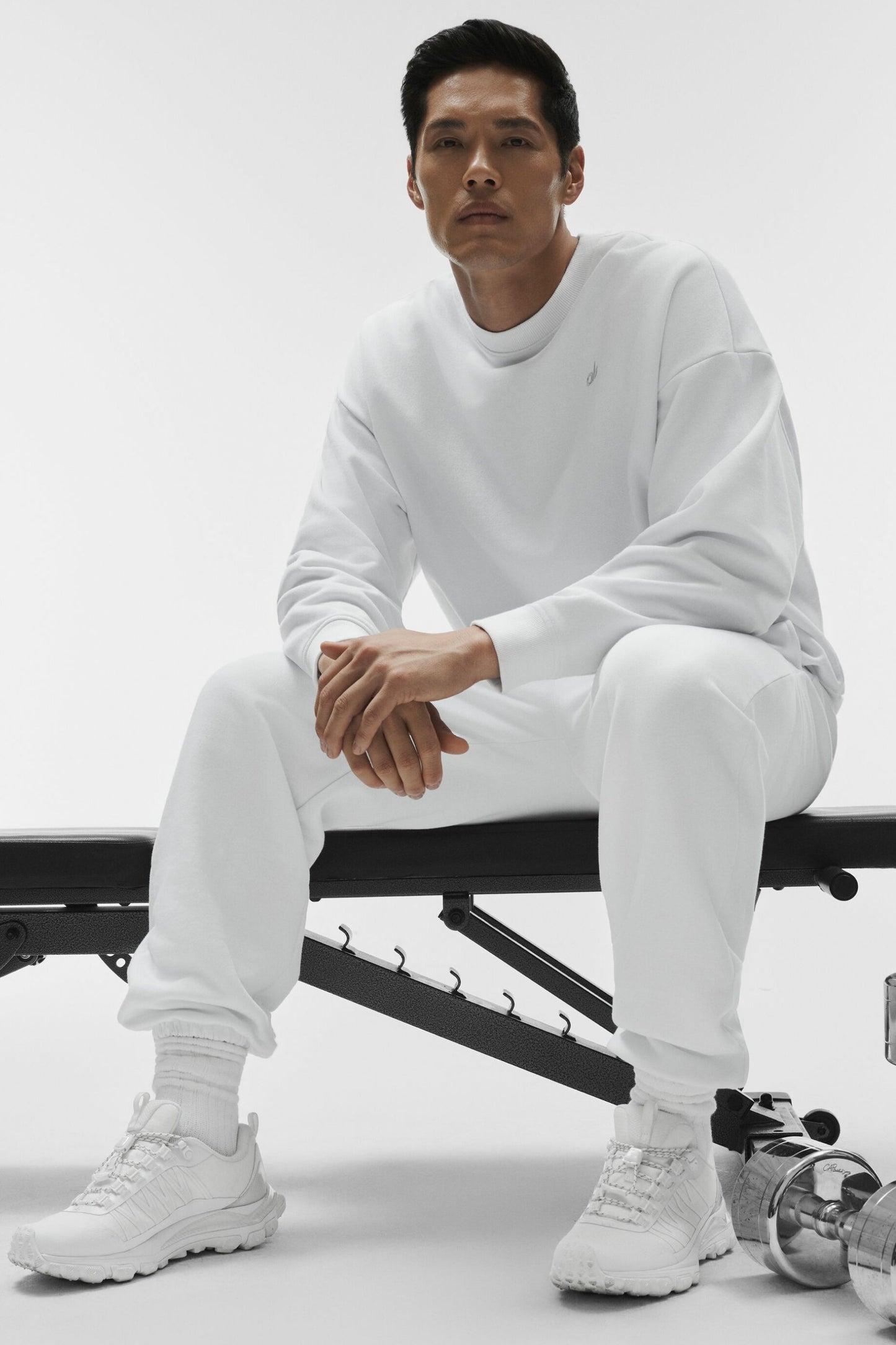 Accolade Crew Neck Pullover - White