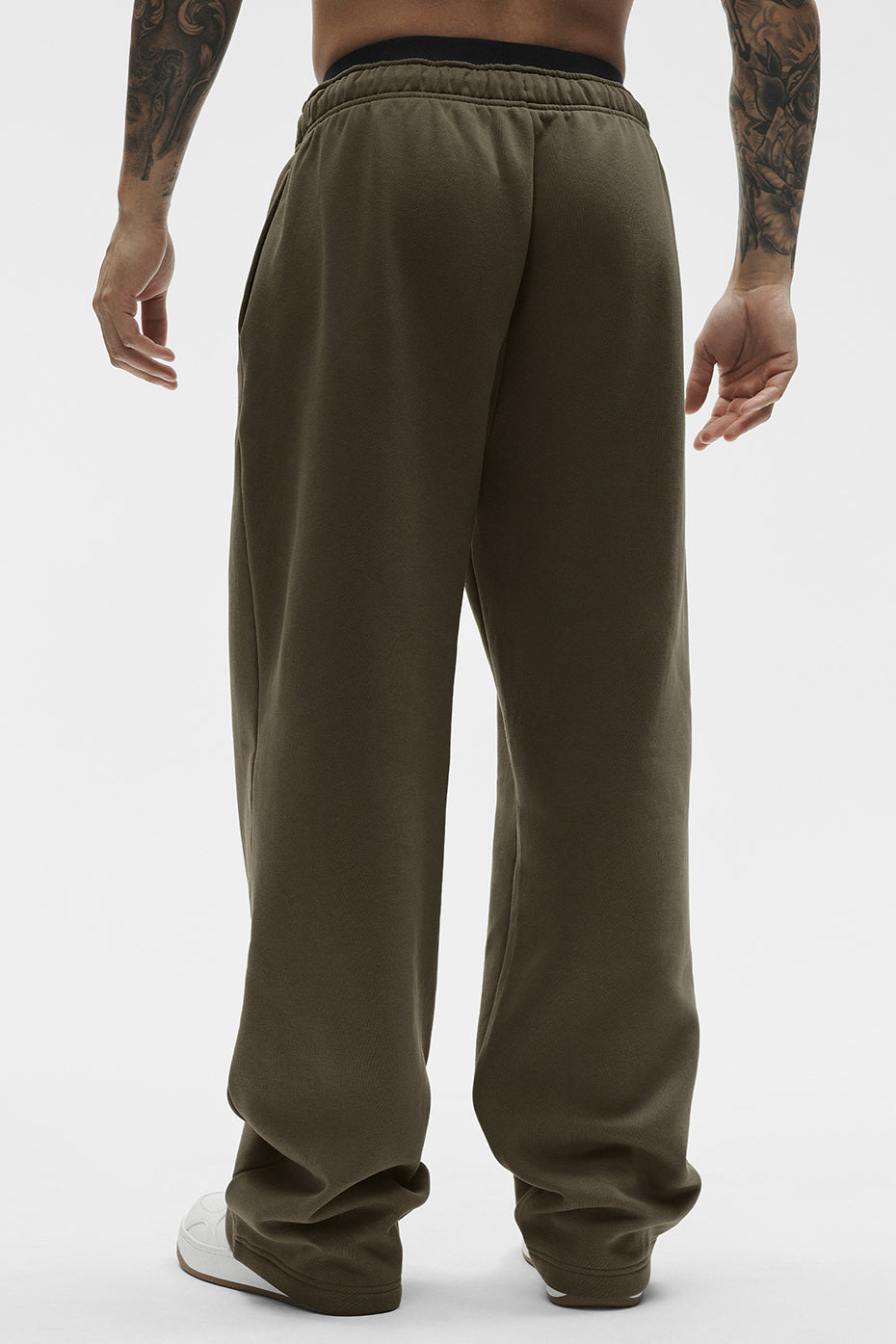Accolade Straight Leg Sweatpant - Olive Tree