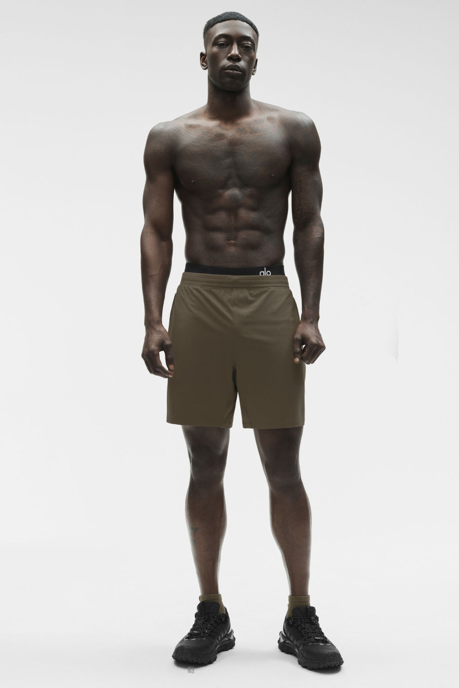 7" Conquer React Performance Short - Olive Tree