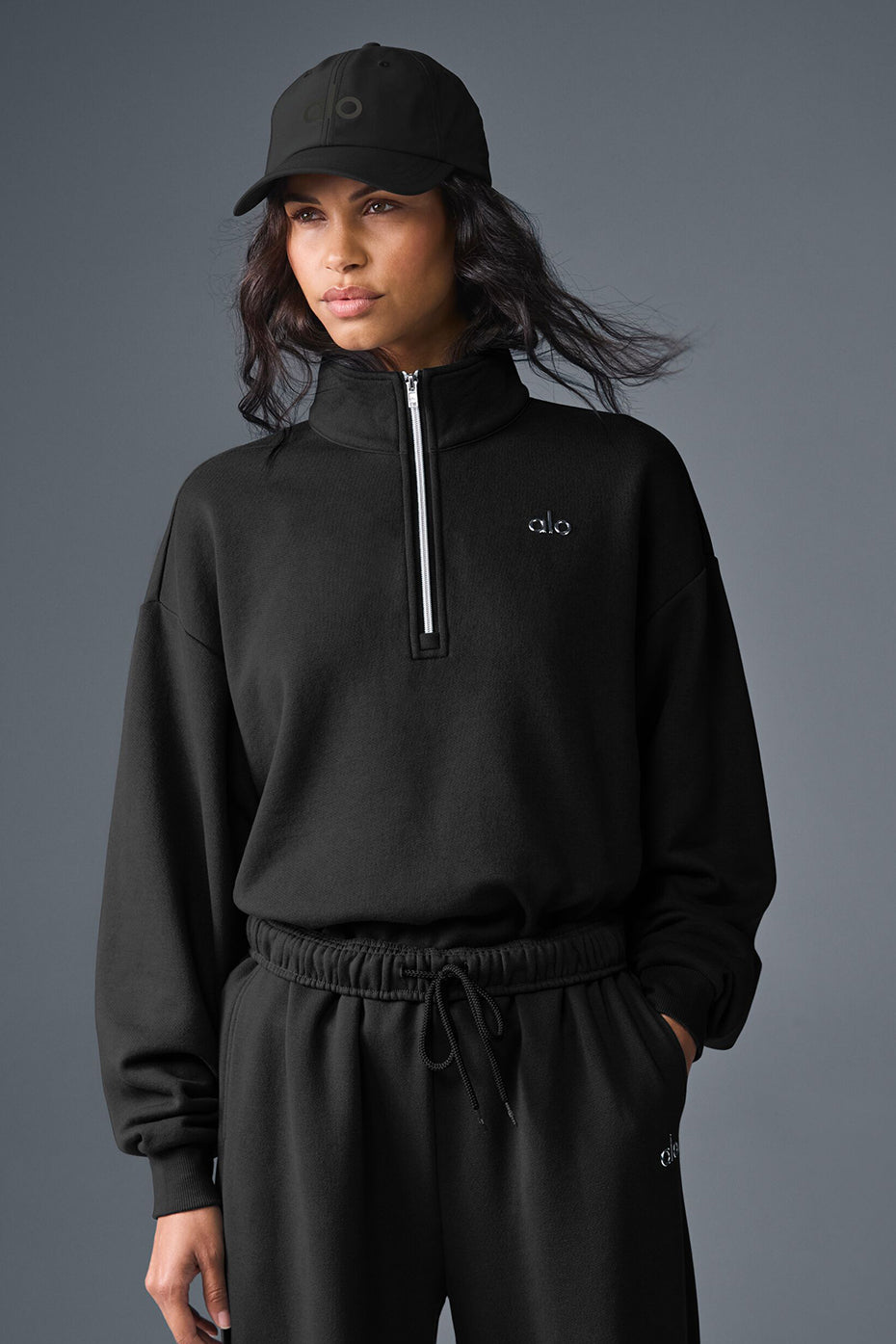 Accolade 1/4 Zip Pullover - Black