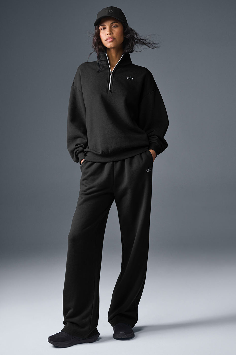 Accolade 1/4 Zip Pullover - Black