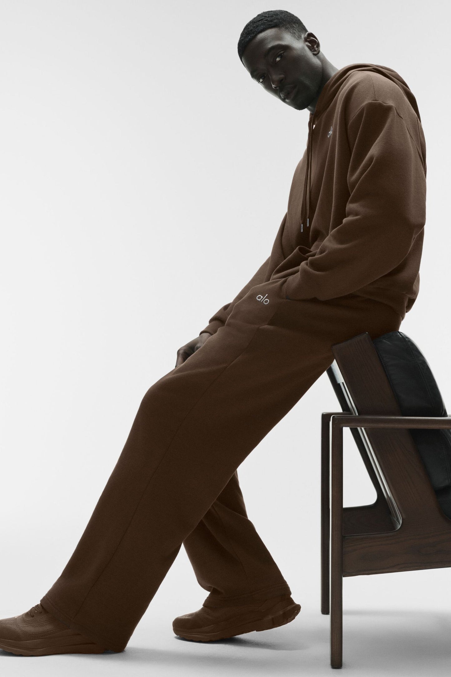 Accolade Straight Leg Sweatpant - Espresso