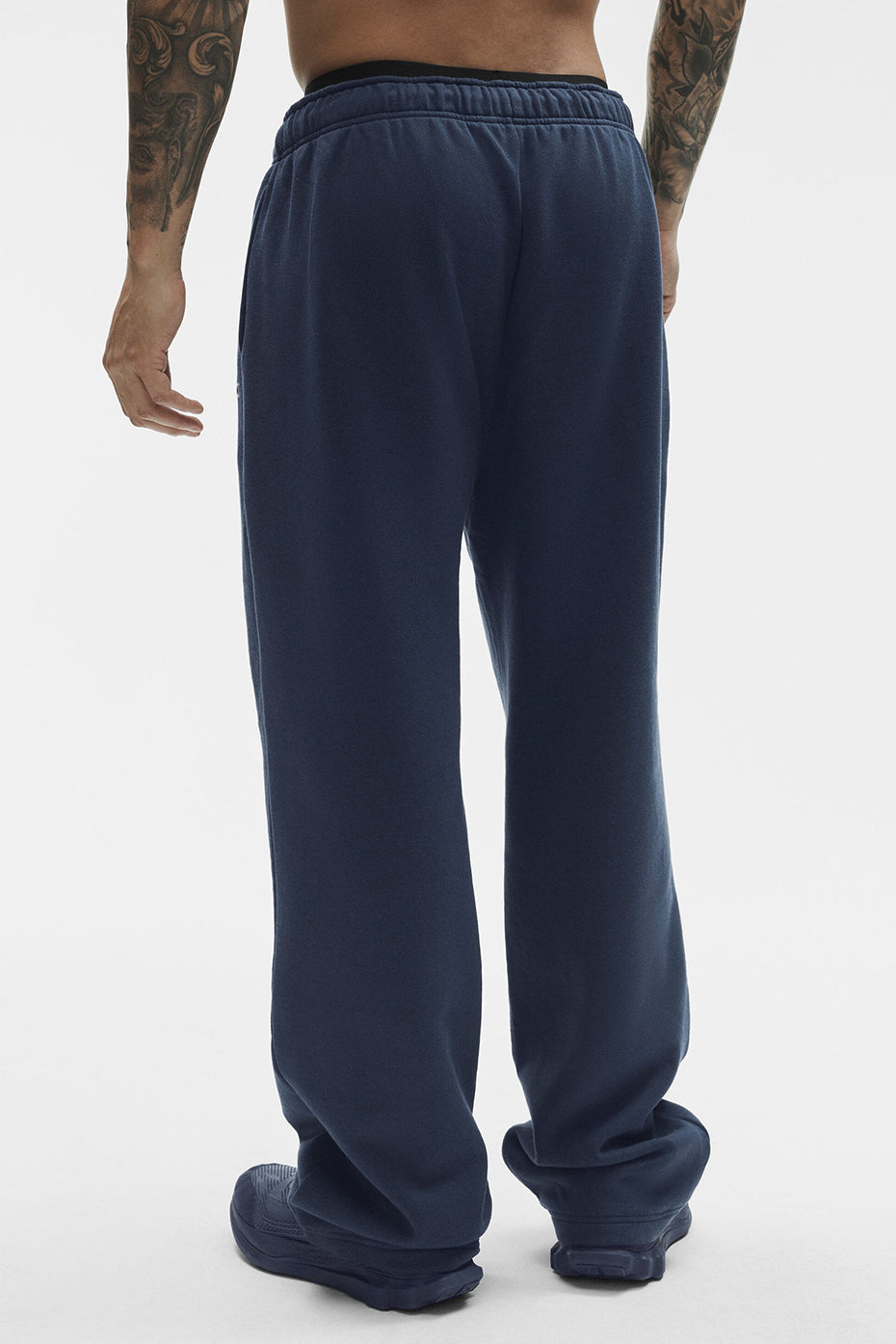 Accolade Straight Leg Sweatpant - Navy
