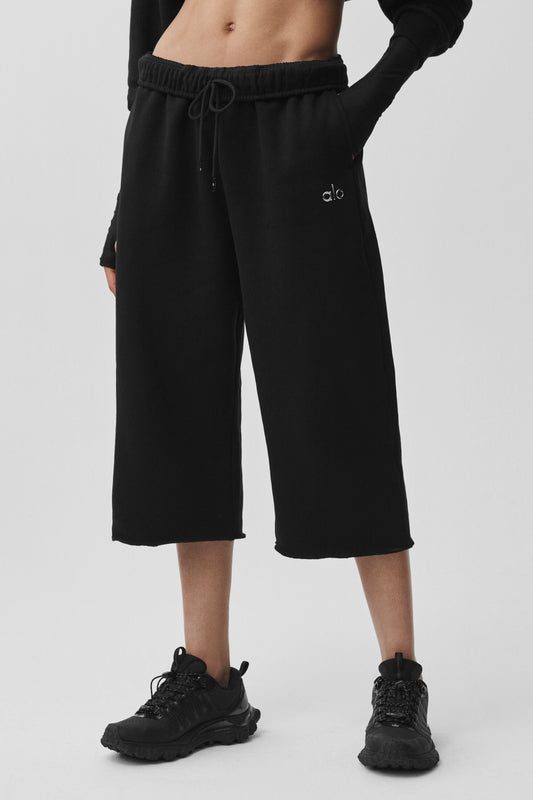Accolade Cutoff Sweatpant - Black