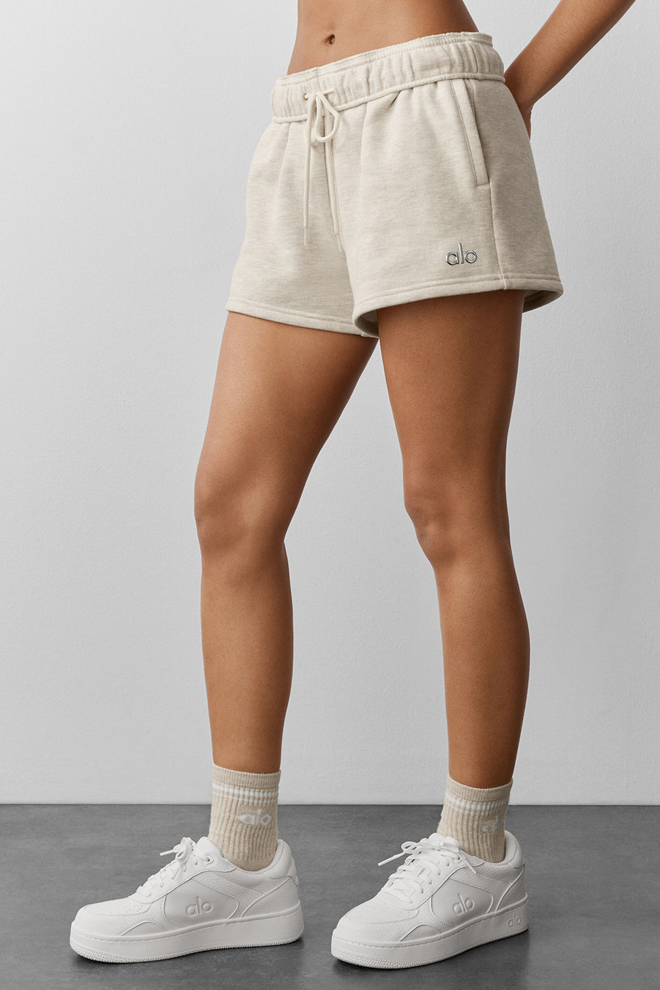 Accolade Short - Oatmeal Heather